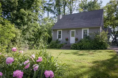 149 Hoyt St, Port Ewen, NY 12466