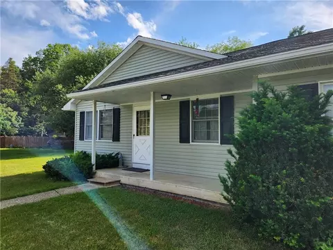 63 Jefferson Rd, Red Hook, NY 12571