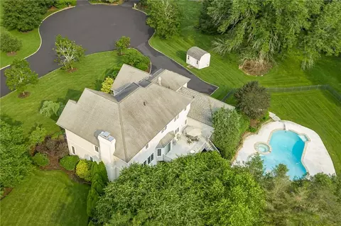 8 Birdie Dr, Ramapo, NY 10901
