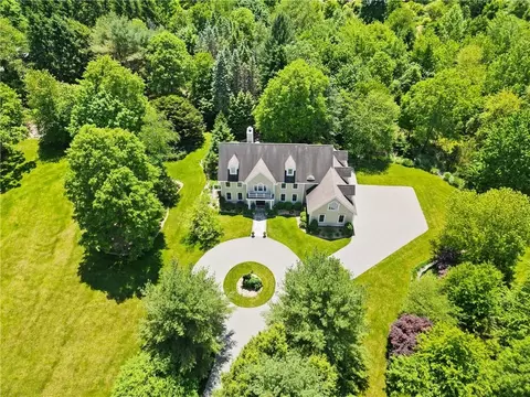 169 Broad Brook Rd, Bedford Hills, NY 10507