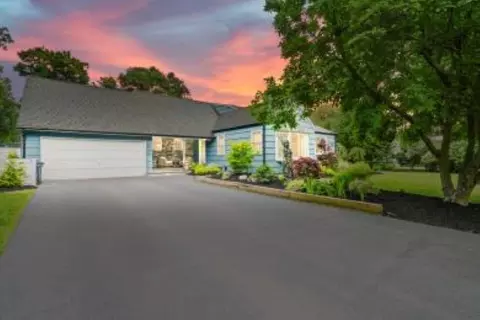 23 Wheeler Pl W, Clarkstown, NY 10994