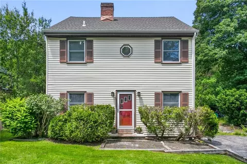48 Lake Kitchawan Dr, Lewisboro, NY 10590