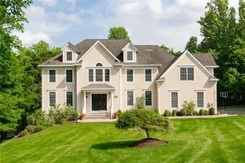 144 Dorchester Dr, Yorktown, NY 10598