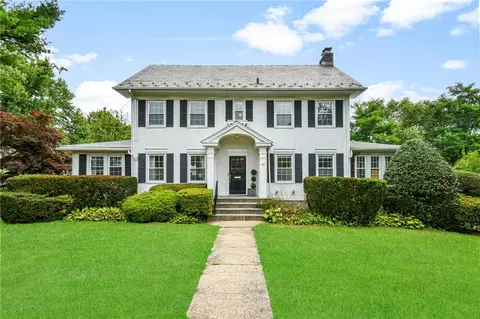 139 Fenimore Rd, New Rochelle, NY 10804