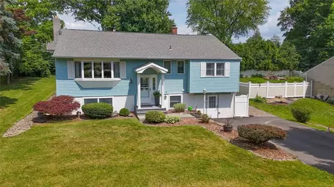 5 William St, Fishkill, NY 12524