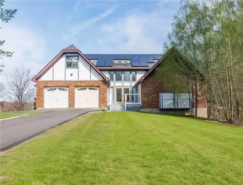 136 Lake Region Blvd, Monroe, NY 10950