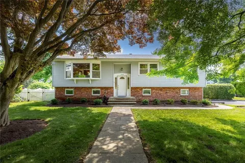 242 Brookline Ave, Mount Pleasant, NY 10532