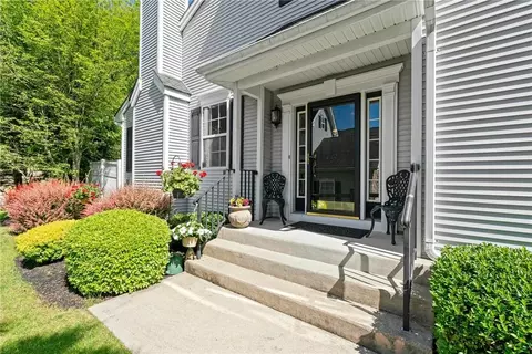 209 Woodlands Dr, Tuxedo, NY 10987