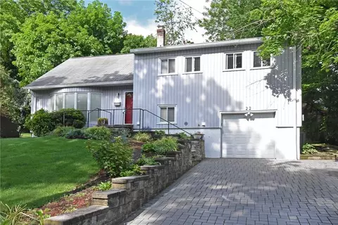 22 Sherbrooke Rd, Greenburgh, NY 10530