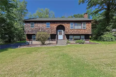 116 Greenbush Rd, Orangetown, NY 10983