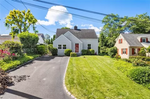 174 Amsterdam Ave, Mount Pleasant, NY 10532
