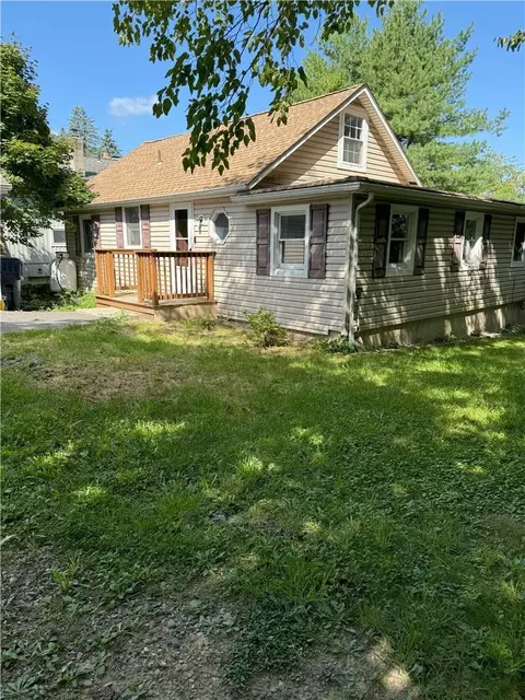 3 Warwick Pl, Florida, NY 10921