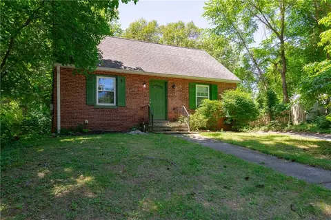 62 Woodlawn Ave, Poughkeepsie, NY 12601