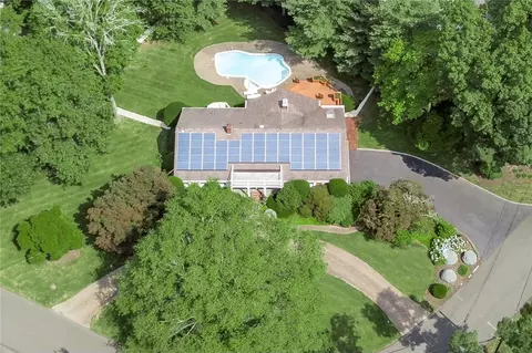 6 East Pl, Ramapo, NY 10901