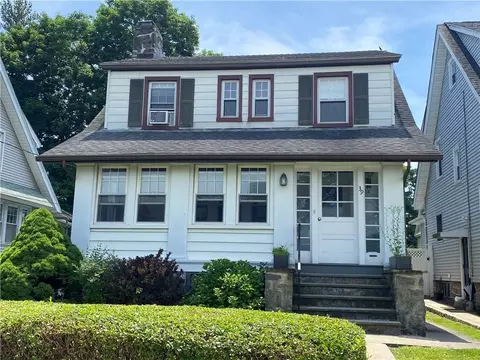 39 Howard Pkwy, New Rochelle, NY 10801