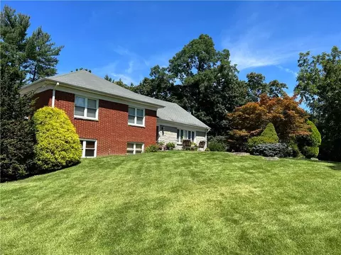 1107 North St, White Plains, NY 10605