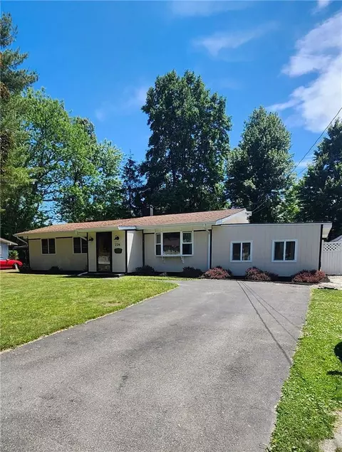 224 Whalesback Rd, Red Hook, NY 12571