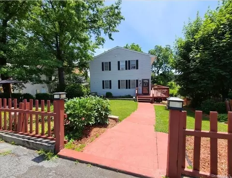 114 Wawayanda Ave, Middletown, NY 10940