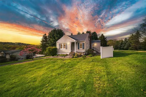 70 Leslie Rd, Newburgh, NY 12550