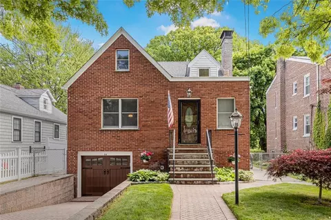 39 Delano Ave, Yonkers, NY 10704