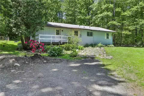 228 Grande Ter, Kerhonkson, NY 12446