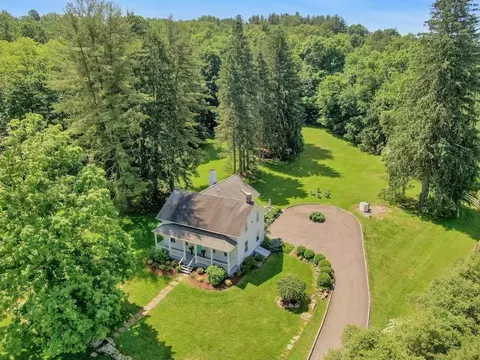 83 Westorchard Rd, New Castle, NY 10514