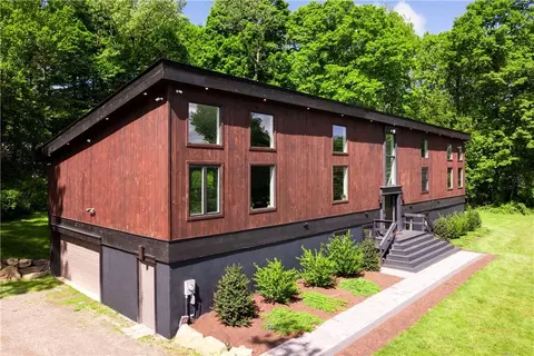 14 Orchard Ln, Philipstown, NY 10516