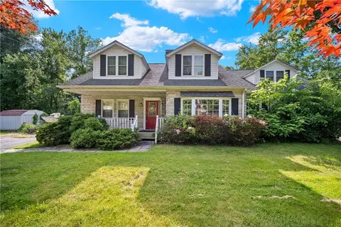 3611 Gomer St, Yorktown, NY 10598