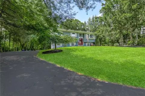 3 Crocus Ct, Ramapo, NY 10901