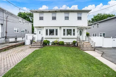 1097 Arden Ave, Staten Island, NY 10312