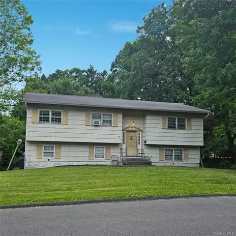 33 Brockton Rd, Ramapo, NY 10977