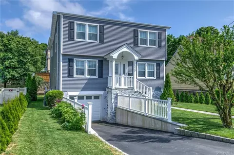 320 Bishop Ave, Mamaroneck, NY 10543