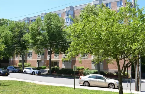 14 Nosband Ave #4H, White Plains, NY 10605