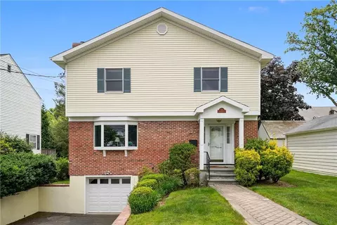 60 Waverly Ave, Eastchester, NY 10709
