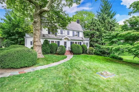 23 Barry Rd, Scarsdale, NY 10583