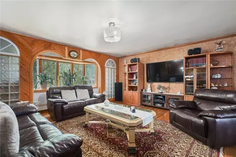 1344 Judy Rd, Yorktown, NY 10547
