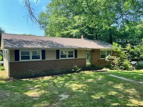 3 Barbara Ct, Newburgh, NY 12550