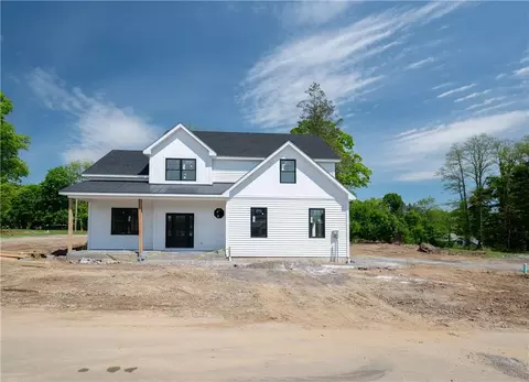 1718 Jessica Ct, Yorktown, NY 10547