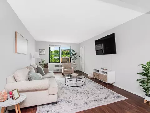 2550 Independence Ave #4M, Bronx, NY 10463