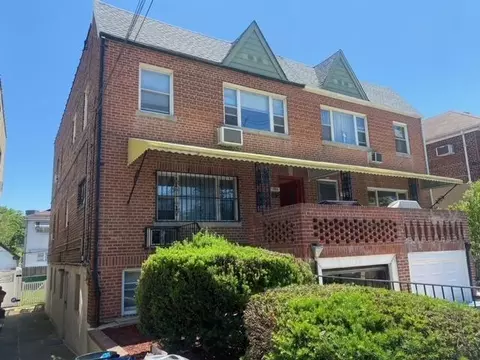 1710 Williamsbridge Rd, New York, NY 10461