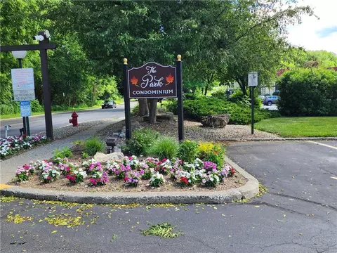 3 Loudon Dr #3, Fishkill, NY 12524