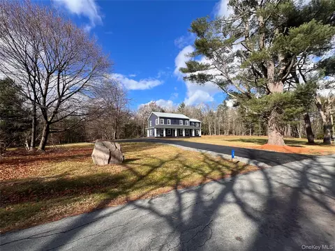 79 Dexheimer Rd, Tusten, NY 12764