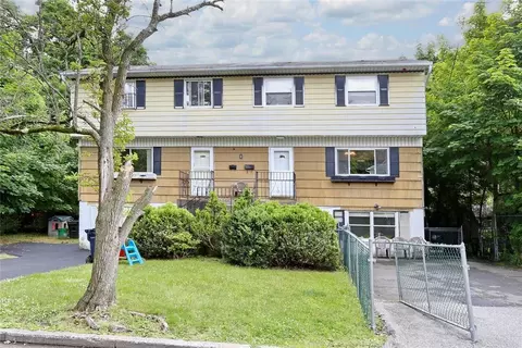 2 Youmans Dr, Ramapo, NY 10977