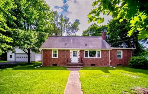41 Lake Rd, Fishkill, NY 12524 photo 1