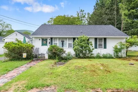 52 Church St, Wawarsing, NY 12428