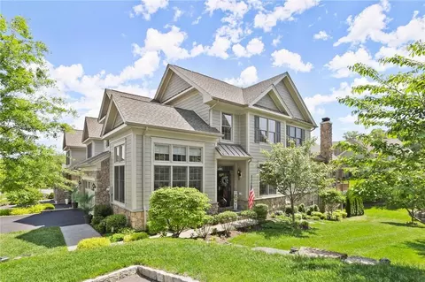7 Bonham Ln, Cortlandt, NY 10567
