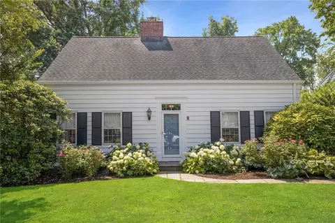 42 Ridgeway Cir, White Plains, NY 10605