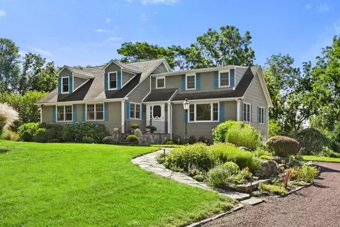 1 Keyrel Ln, Mahopac, NY 10541