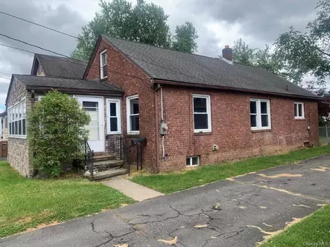 67 Wrentham St, Kingston, NY 12401