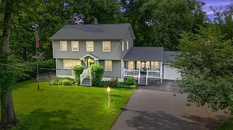 36 Riverside Ter, Orangetown, NY 10913